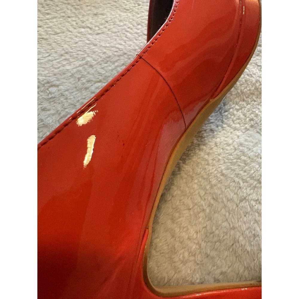 Vince Camuto Womens Coral Orange Patent Leather Pumps Almond‎ Toe Heel Size 4.5